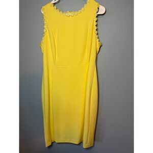 Calvin Klein Yellow Daisy Floral Trim Sleeveless Sheath Dress